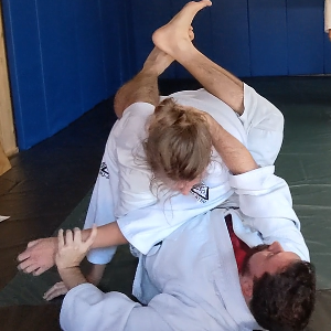 dave yarwood doing brazilian jiu-jitsu
